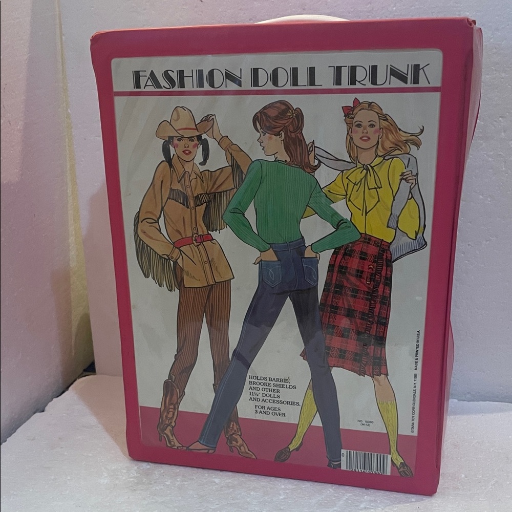 Vintage 80s Tara Fashion Doll Trunk Pink handle for Barbie Brooke shields dolls